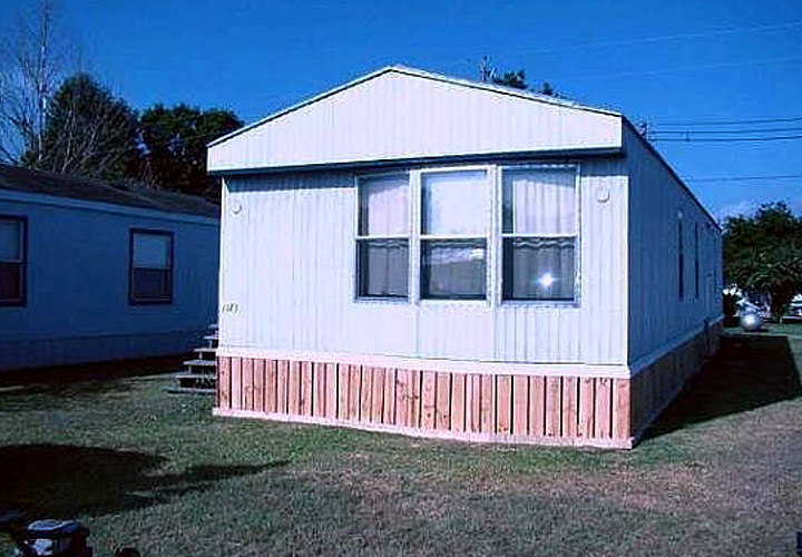 4 Types Of Mobile Home Skirting Mobile Homes Ideas   Mobile Home Skirting Faux Wood Ideas 