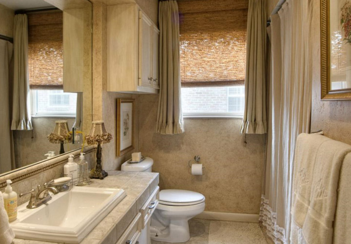 The Best Decorating Ideas for Mobile  Home  Bathrooms 