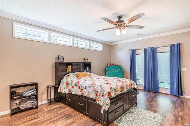 9 Single Wide Mobile Home Bedroom Decorating Ideas