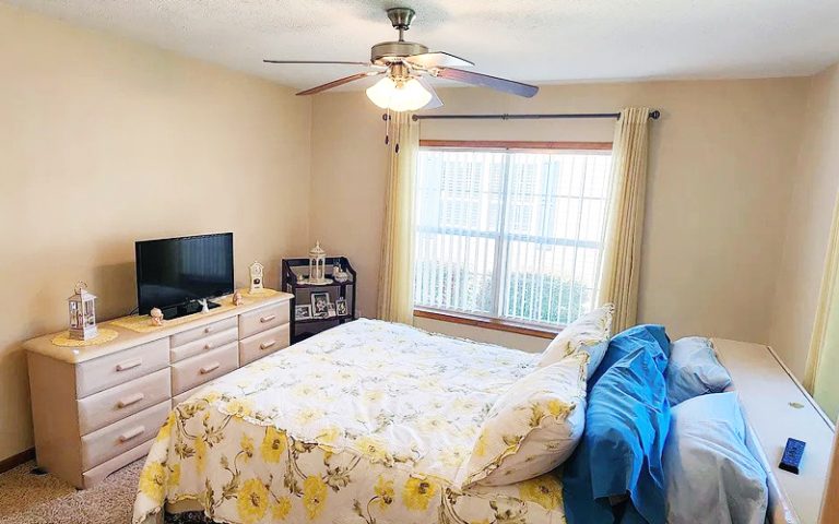 9 Single Wide Mobile Home Bedroom Decorating Ideas