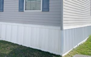 Mobile Home Skirting Installation: A Guide to Put Vinyl Skirts