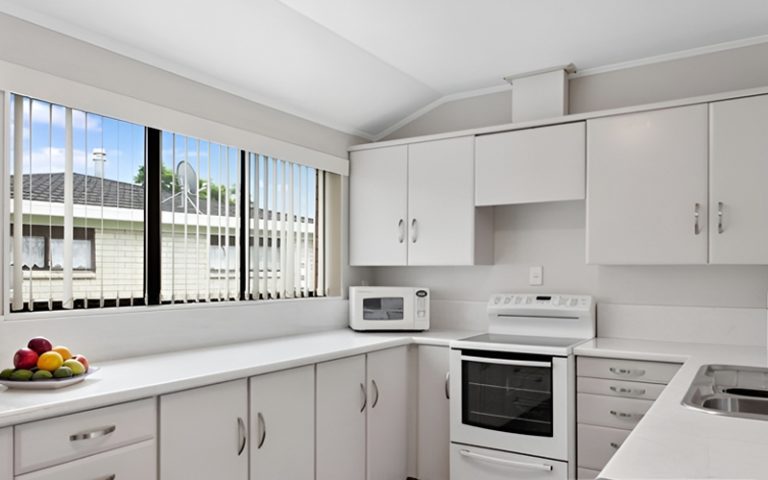 10 Types of Kitchen Cabinet Styles for Mobile Homes