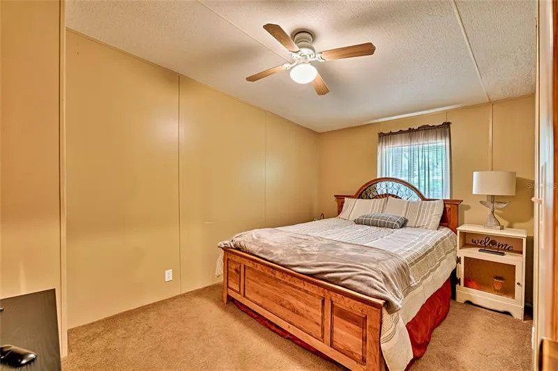Mobile-Home-Bedroom with-Beige--Color