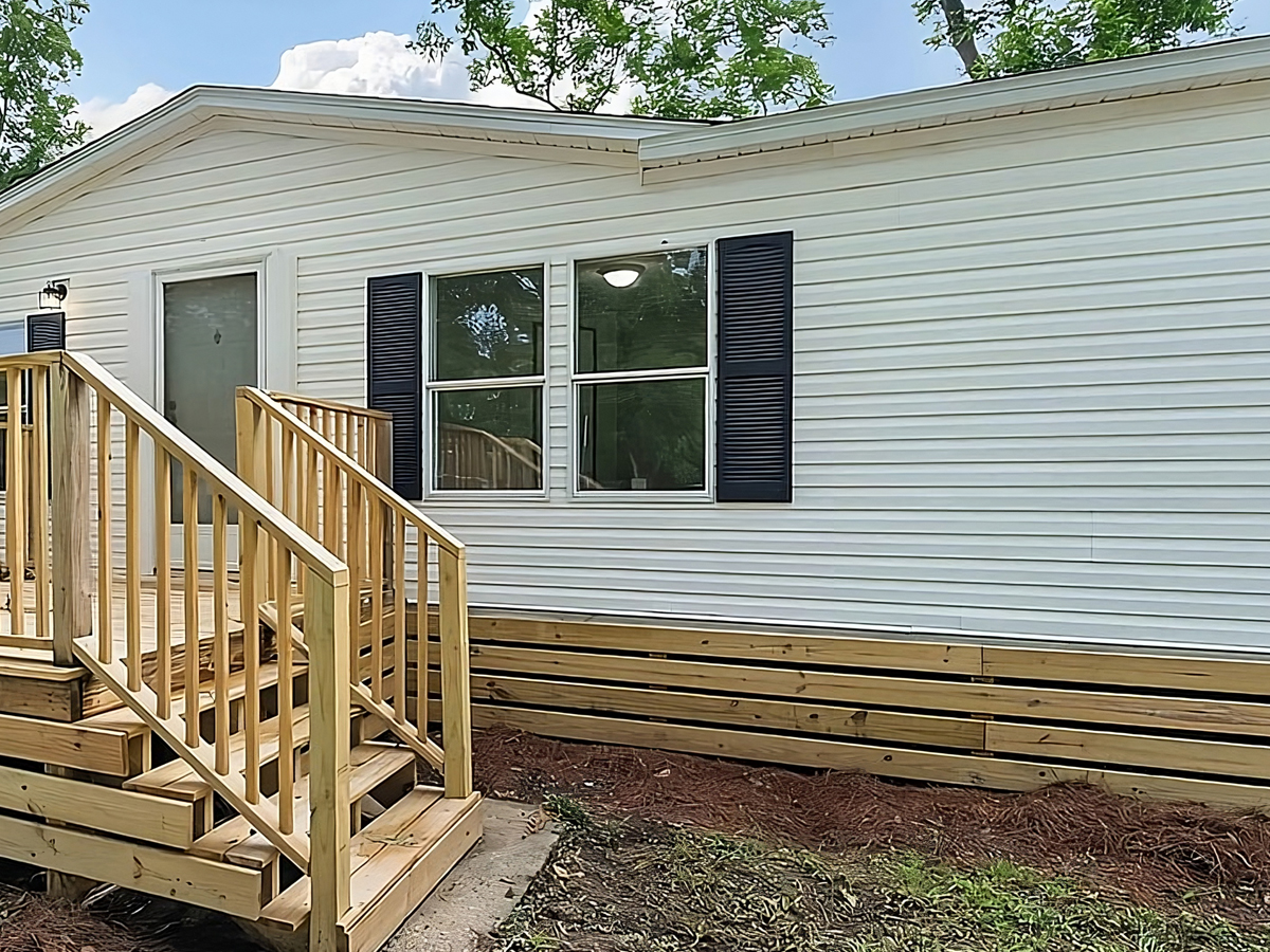 Mobile Home Wood Skirting Pros and Cons