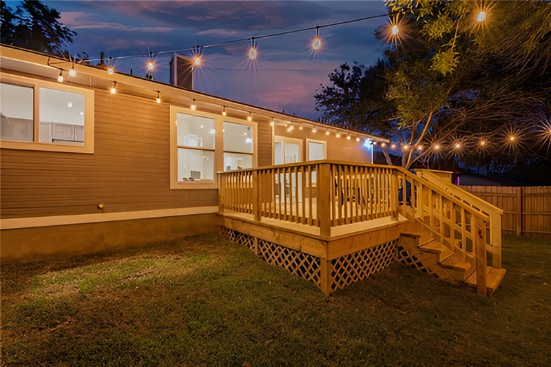 Types of Mobile Home Exterior Light Fixtures