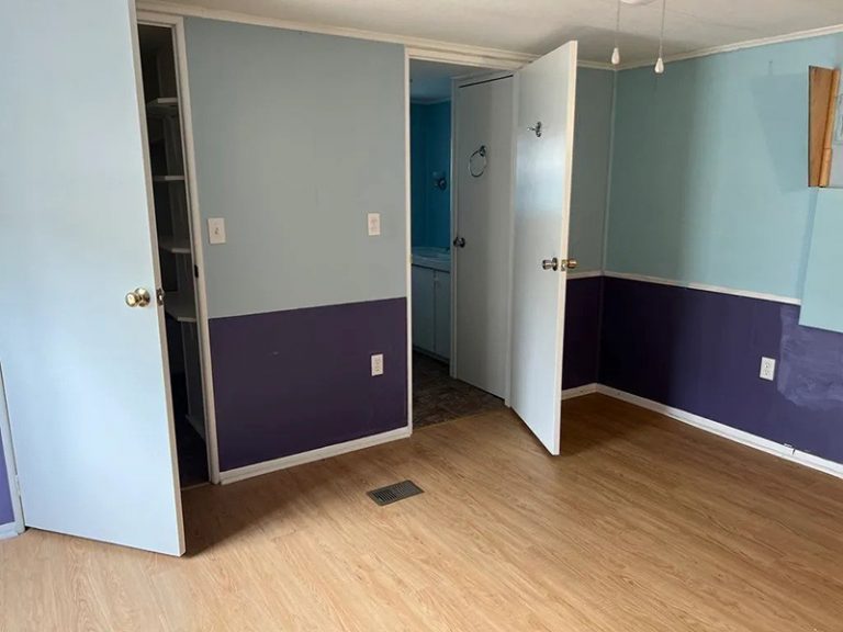 Mobile Home Interior Doors A Guide to Types, Sizes and Replacing