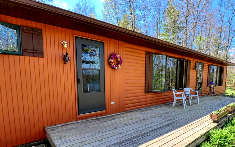 Mobile Home With Wood Strip Siding 