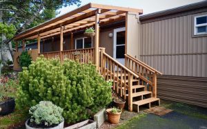 10 Mobile Home Small Front Porch Ideas