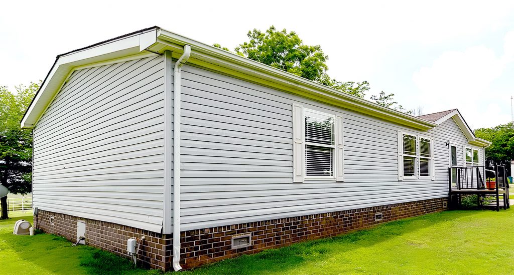 Calculating Your Mobile Home Siding Needs