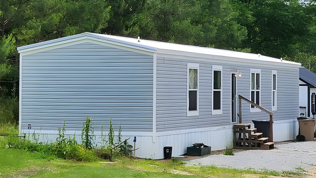 How Much Vinyl Siding Do I Need for My Mobile Home