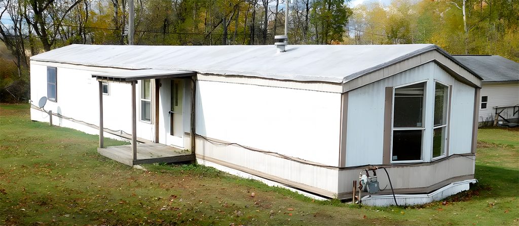 Identifying the Signs of a Leaky Mobile Home Roof