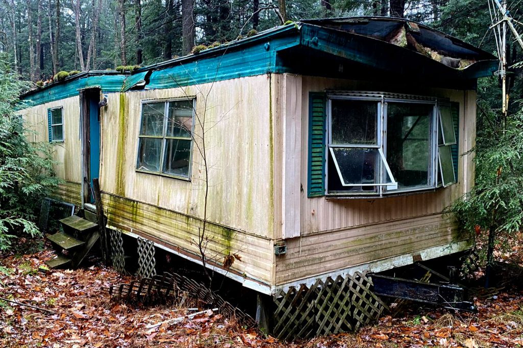 Scrapping Old Mobile Homes
