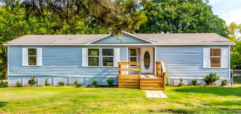 Build A House Vs. Buy A Double-Wide Mobile Home
