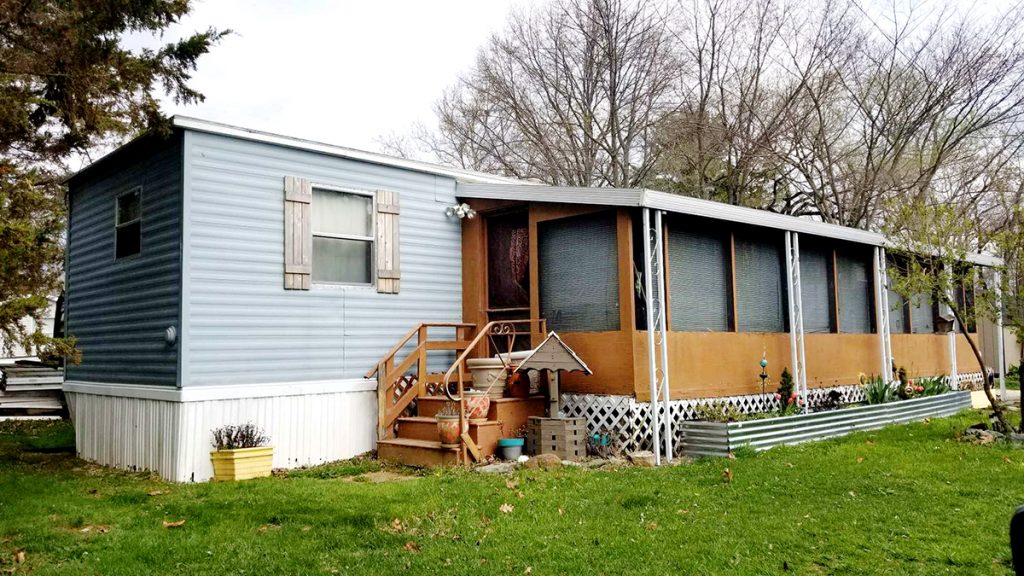 How to Find a Fixer-Upper Mobile Home for Sale