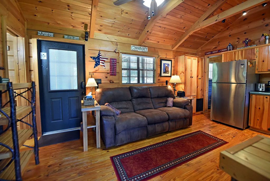 Single-Wide-Mobile-Home-Log-Cabin