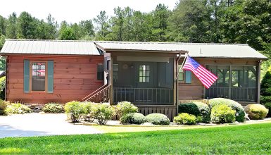 A Beautiful Single Wide Mobile Home Log Cabin Style