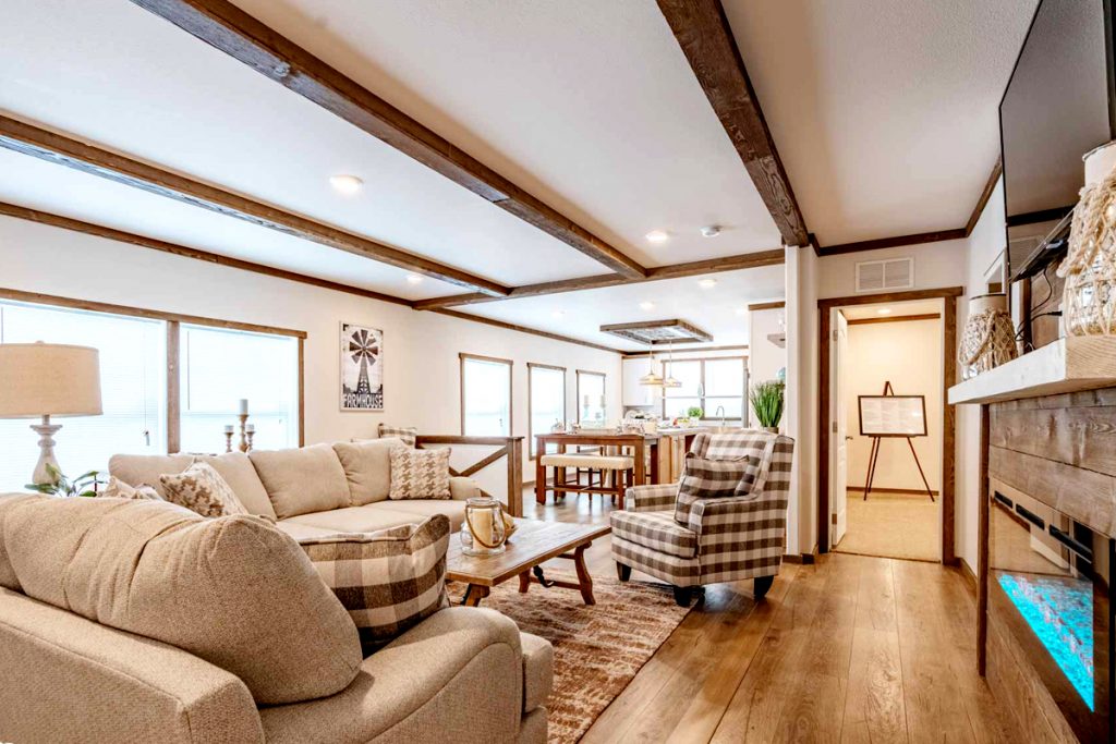 Waverly-Crest-Prestige Living Room