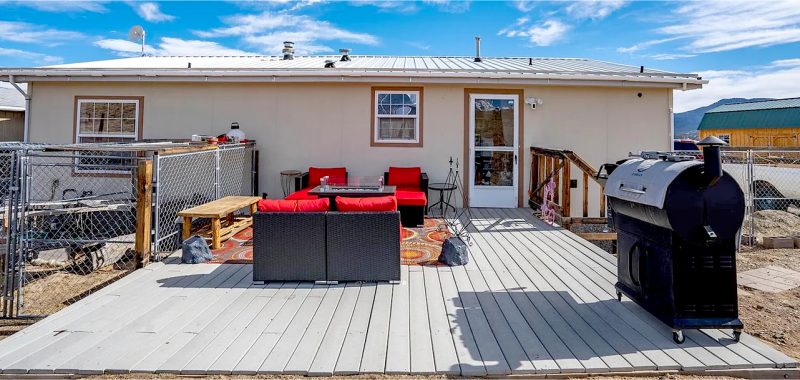 Ideas to Upgrade Your Mobile Home Backyard
