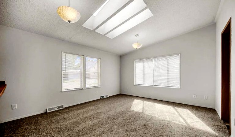 Snapshot of Mobile Home Window Treatments