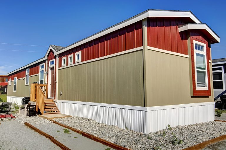 How Do You Transfer Ownership of A Mobile Home?