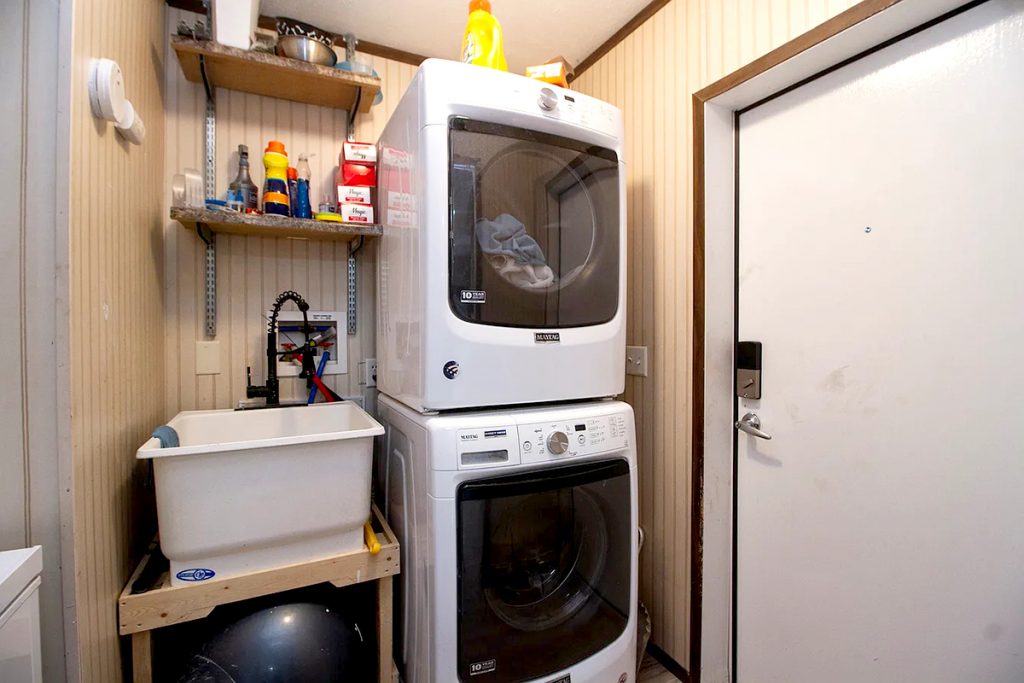 Washer and dryer stack
