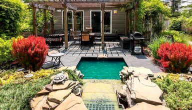 14 Ideas to Upgrade Your Mobile Home Backyard