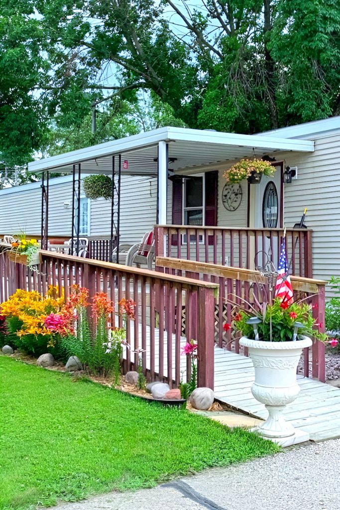Flower Bed Ideas for Mobile Home