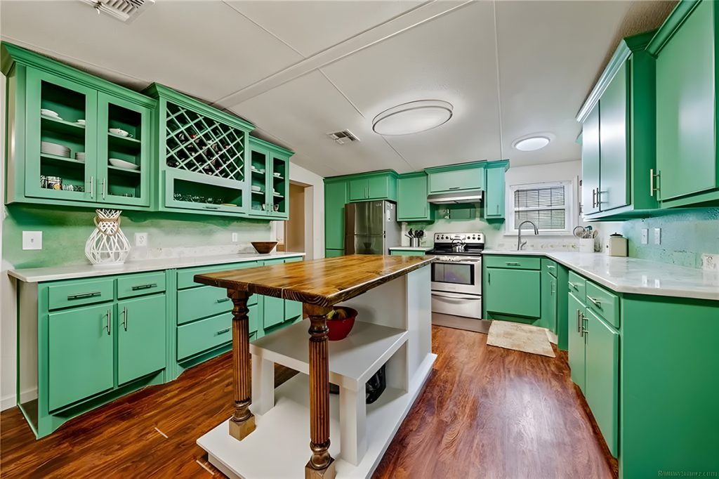 Greens-Mobile-Home-Kitchens