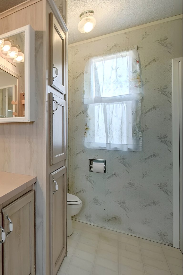 10 Mobile Home Bathroom Window Curtain Ideas