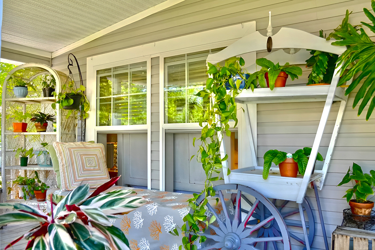 Mobile-Home-Porch-Plants Ideas