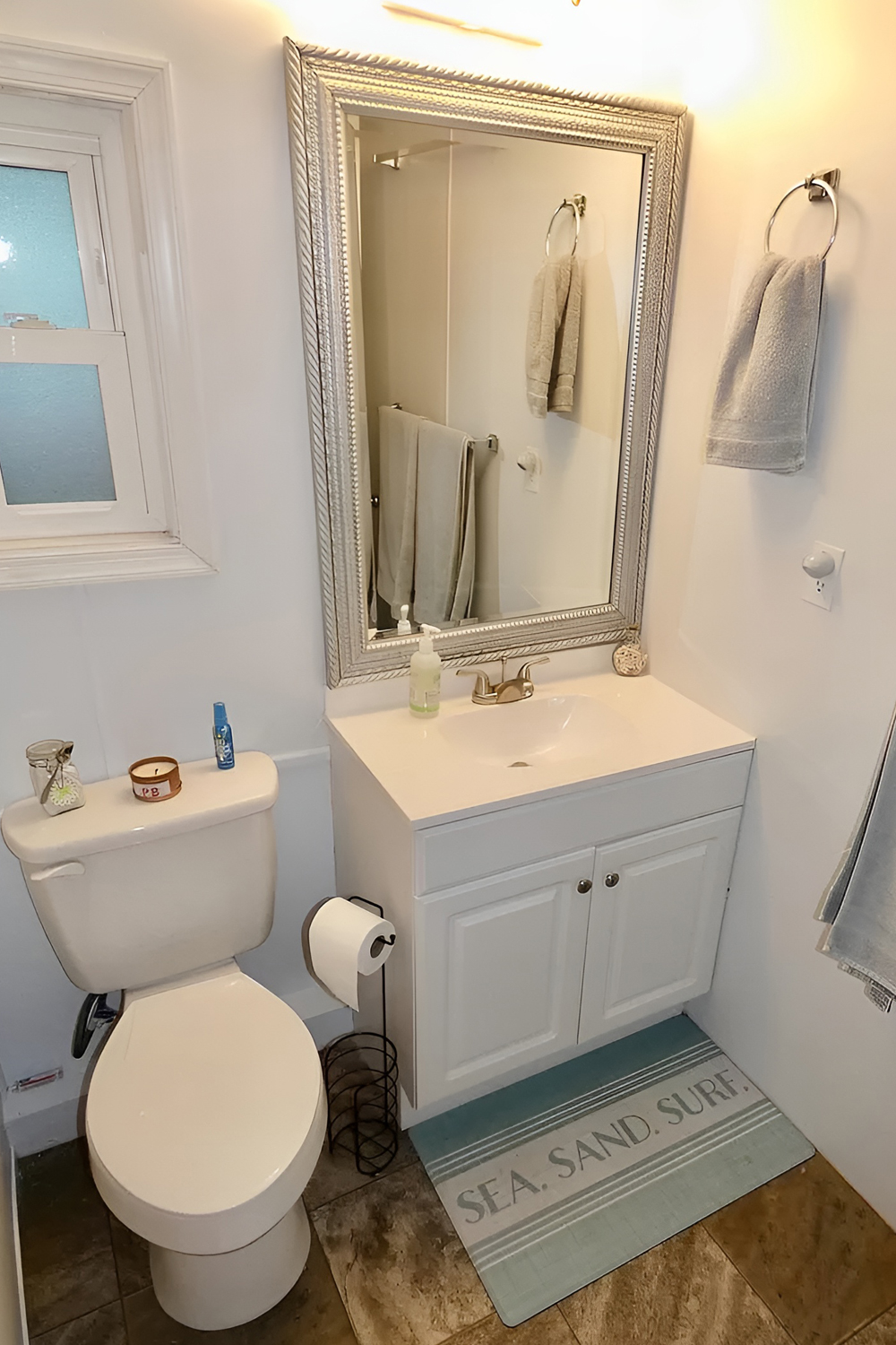 Mobile-Home-Small-Bathroom-Light Colors and Mirror