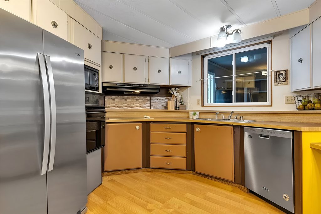 1979 Double Wide Manufactured Home: Inspiring Remodel Ideas