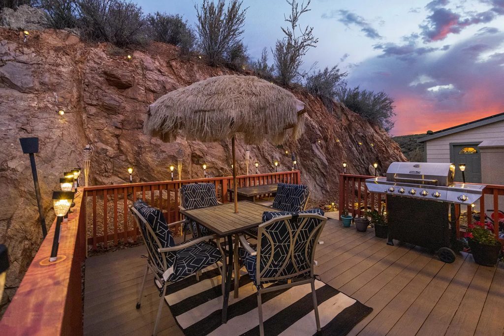 20 Mobile Home Deck Decor Ideas