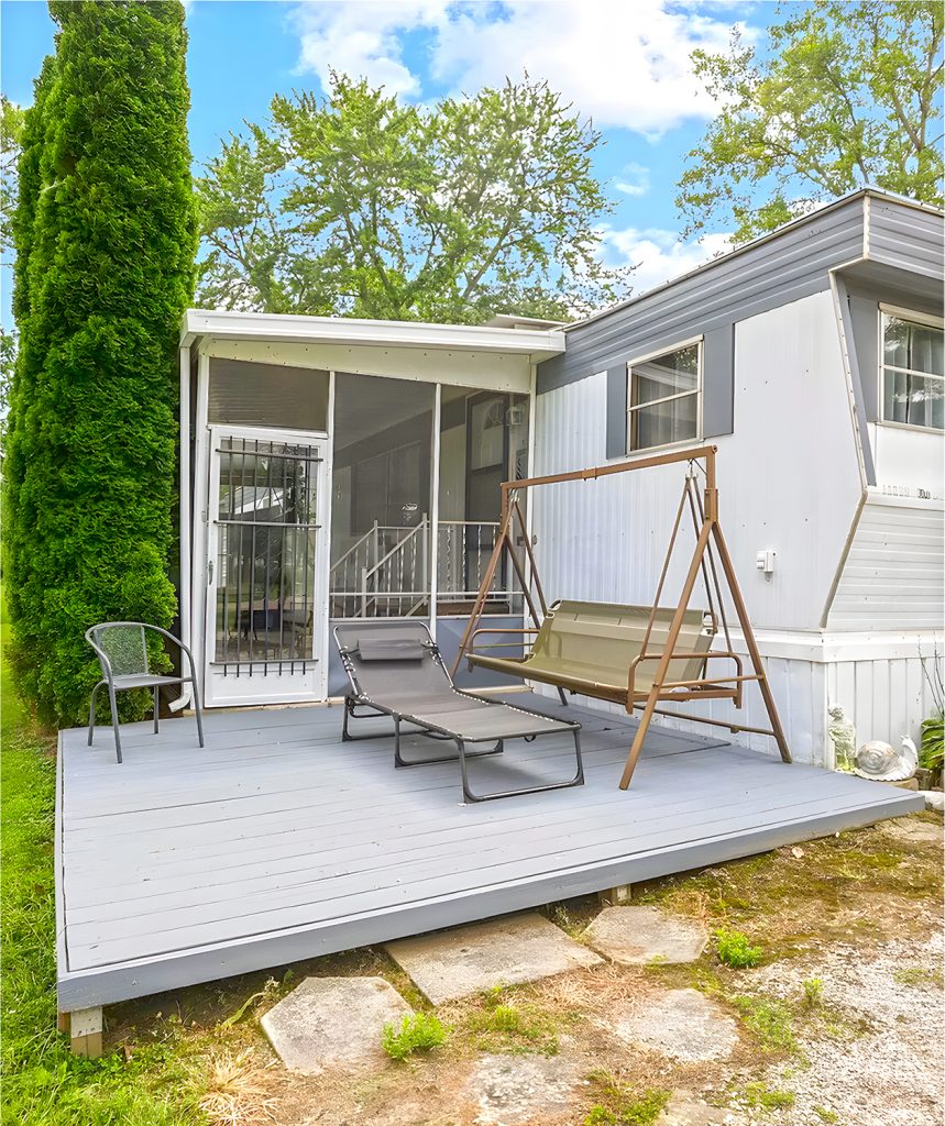 20 Mobile Home Deck Decor Ideas