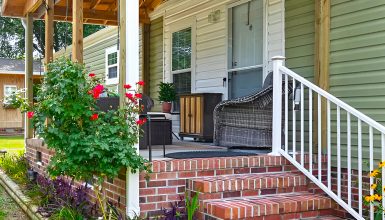 10 Mobile Home Uncovered Porch Ideas
