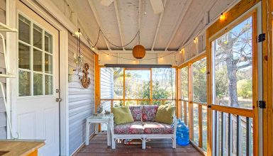 10 Mobile Home Screened-In Porch Decorating Ideas