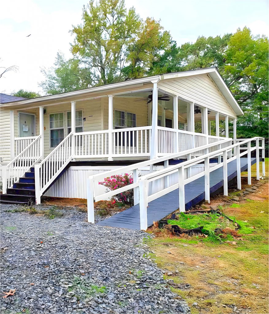 10 Mobile Home Porch Ideas with Ramp