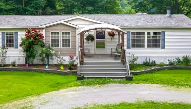 Cozy Mobile Home Porch