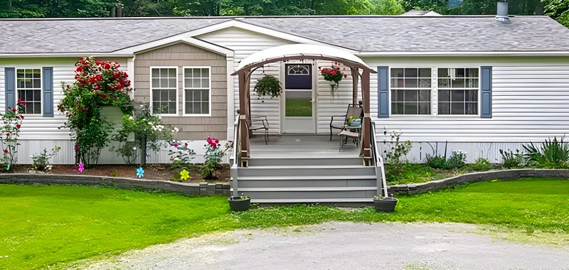 Cozy Mobile Home Porch