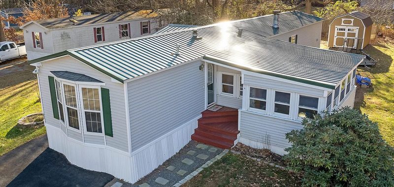 7 Cheapest Ways to Reroof a Mobile Home