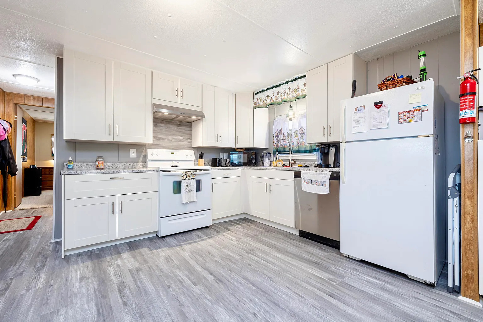 1979-Single-Wide-Mobile-Home-Kitchen