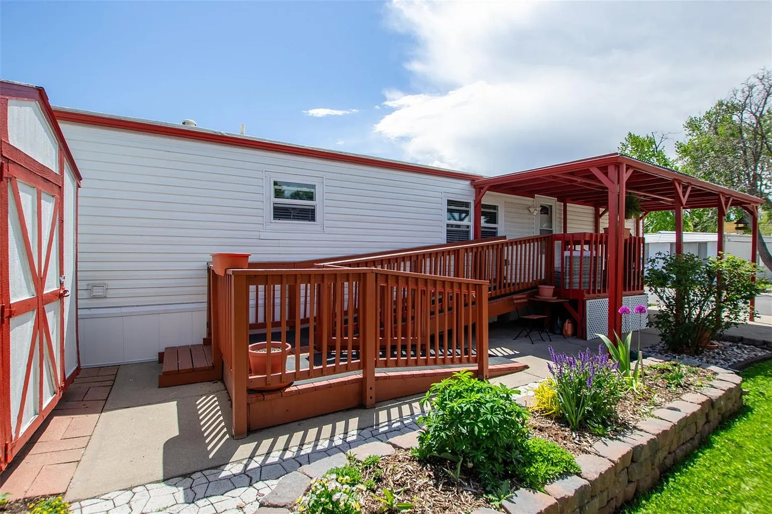 1979-Single-Wide-Mobile-Home-Remodel-Exterior-Entryway