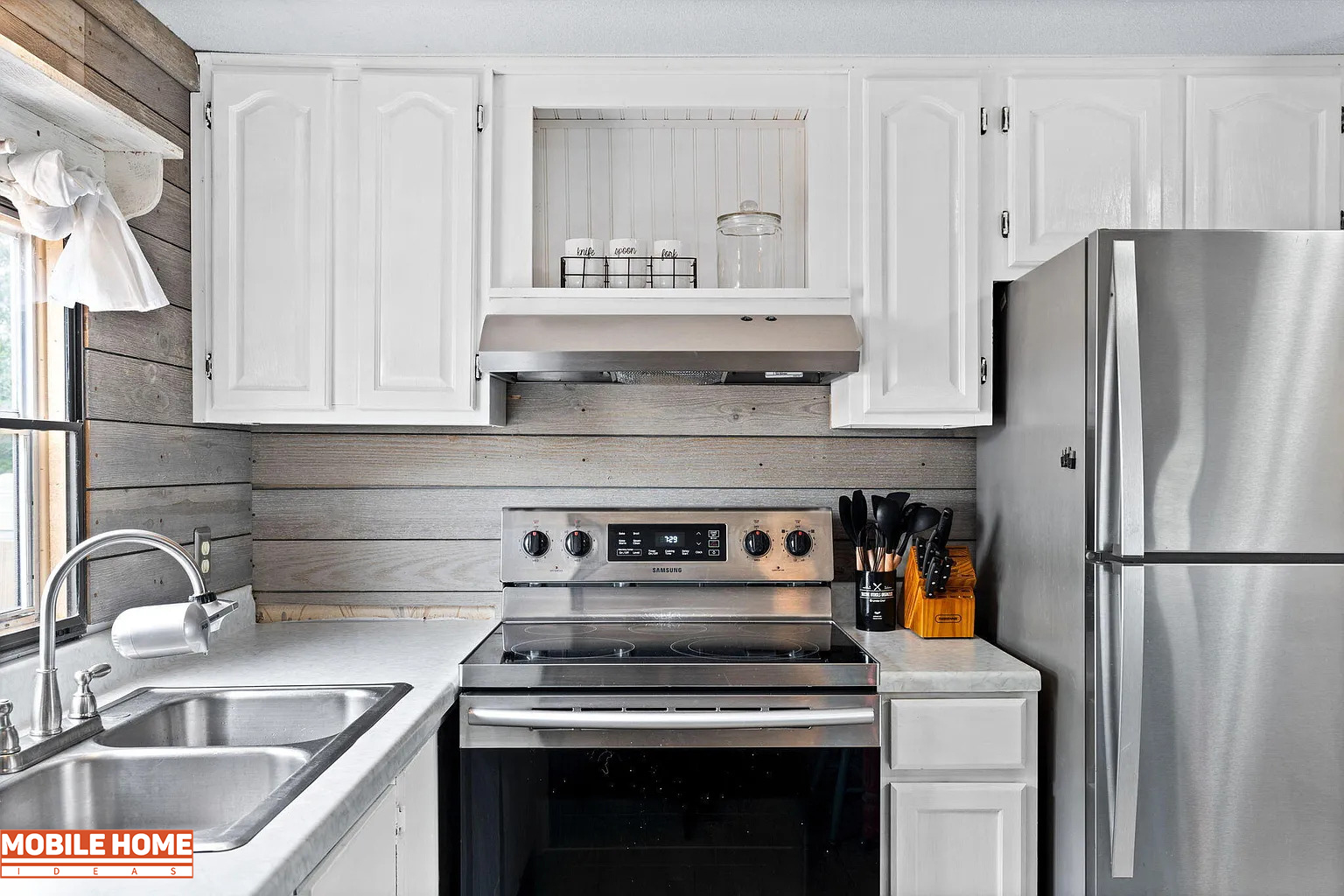 1985-Single-Wide-Mobile-Home-Makeover--Kitchen Cabinets