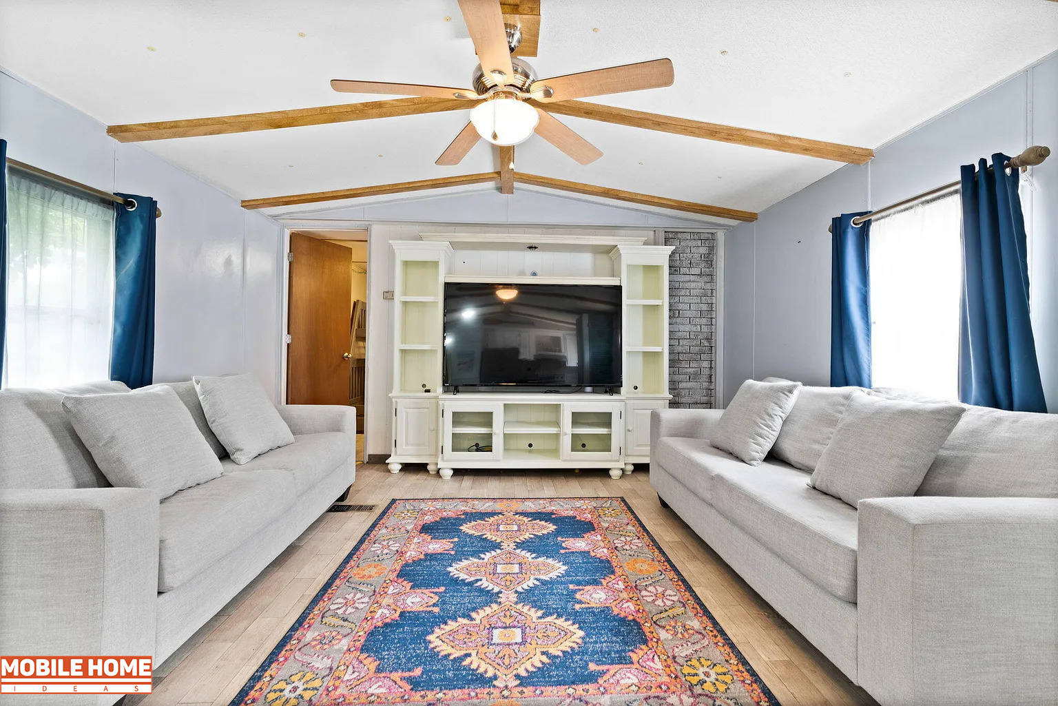 1985-Single-Wide-Mobile-Home-Makeover--Living Room