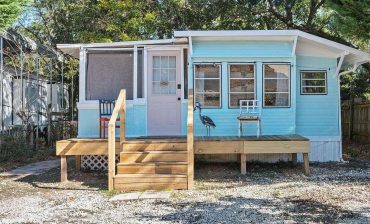 1988 Single Wide Trailer Makeover