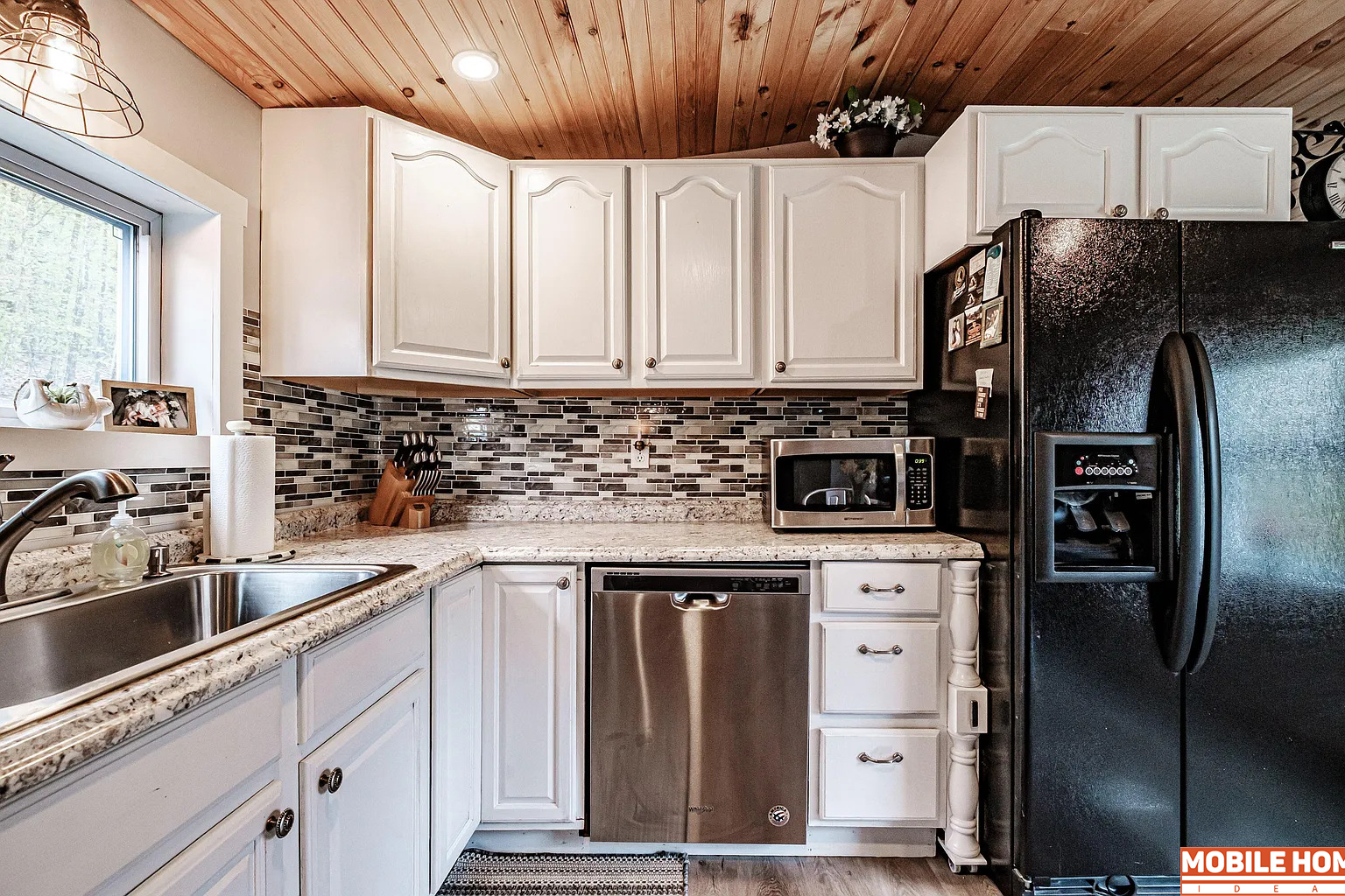 1999-Single-Wide-Mobile-Home-Remodel-Kitchen-Backsplash