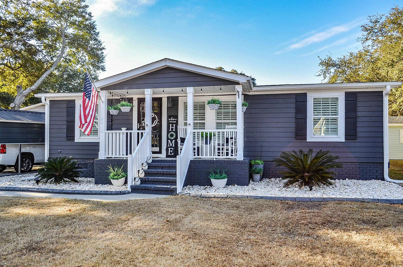 Cozy Mobile Home Front Porch