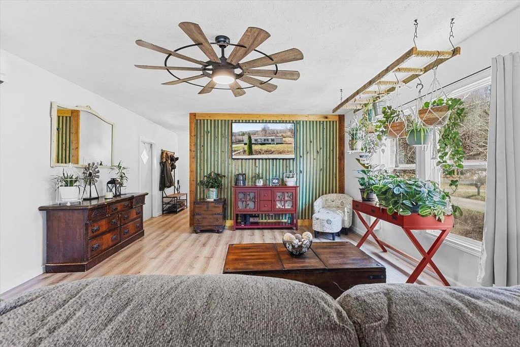 How to Decorate a Single Wide Mobile Home Living Room in Modern Rustic