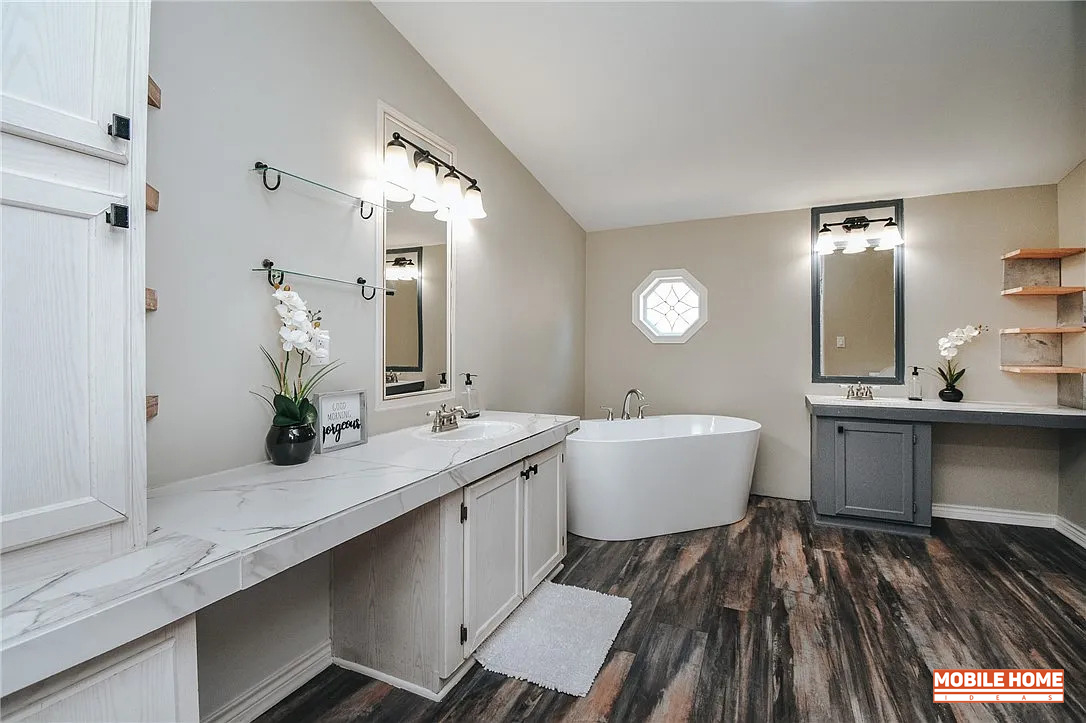 Mobile-Home-Master-Bathroom-Modern-Design Ideas