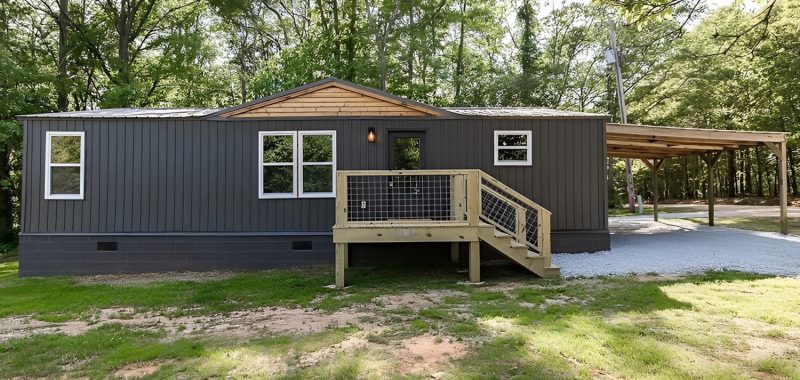 How to Give Your Mobile Home a Modern Makeover with Board and Batten Siding